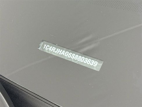 New 2025 Jeep Grand Cherokee Altitude image 34