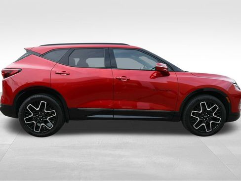 Used 2023 Chevrolet Blazer RS w/ Driver Confidence II Package AWD/4WD image 9