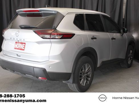 Certified 2025 Nissan Rogue S FWD image 13