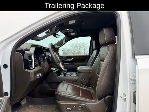 Used 2024 GMC Sierra 1500 Denali w/ Denali Reserve Package image 8