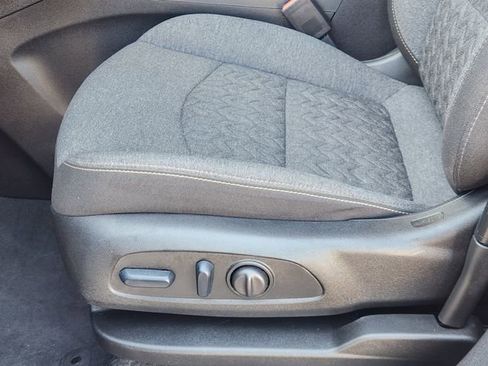 Certified 2024 Chevrolet Equinox LT image 24