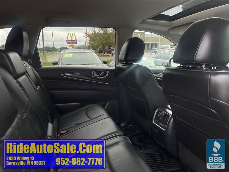 Used 2013 INFINITI JX35 AWD w/ Premium Pkg image 17