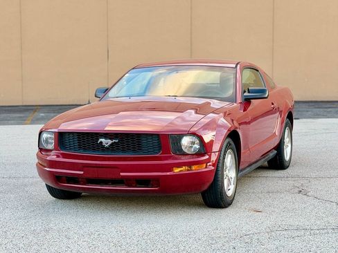 Used 2008 Ford Mustang Coupe RWD image 3