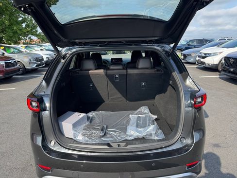 New 2025 MAZDA CX-5 Signature image 15