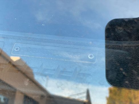 Used 2015 Jeep Wrangler Rubicon w/ Power Convenience Group image 10