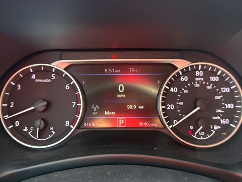 Certified 2023 Nissan Sentra SR w/ Midnight Edition Package FWD image 14