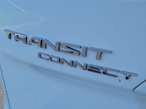 Certified 2021 Ford Transit Connect XLT FWD image 12