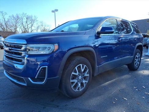 Used 2023 GMC Acadia SLE w/ LPO, Floor Liner Package image 3