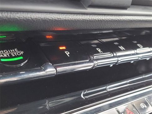 Certified 2024 Lincoln Corsair AWD w/ Equipment Group 101A image 30