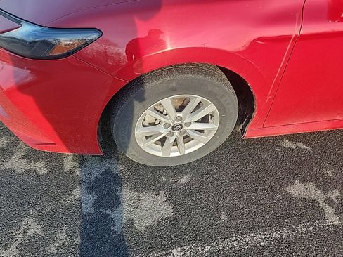 Used 2025 Toyota Camry LE image 2