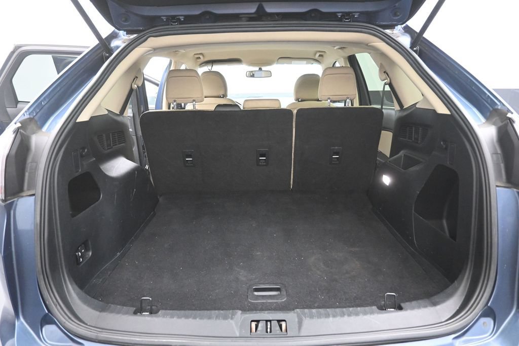 Used 2018 Ford Edge SEL FWD image 23