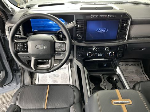 Used 2024 Ford F350 Platinum AWD/4WD image 10