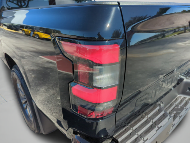 Used 2026 Nissan Frontier SV w/ SV Convenience Package RWD image 42