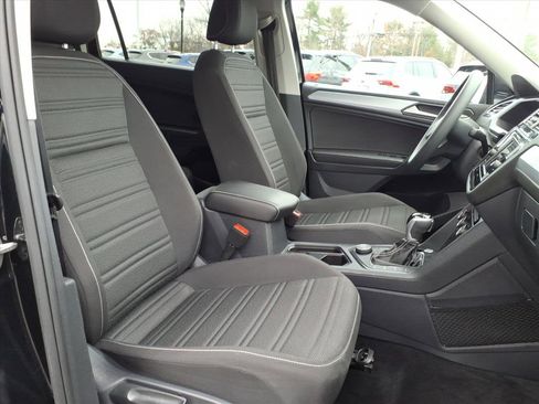 Certified 2022 Volkswagen Tiguan S image 9