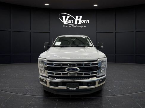 Used 2024 Ford F250 XLT image 9