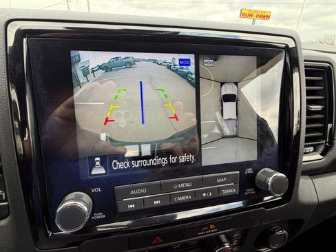 Used 2022 Nissan Frontier PRO-4X w/ Pro-4X Premium Package image 14