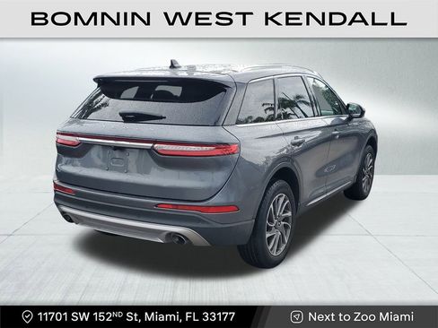 Used 2022 Lincoln Corsair Standard image 7