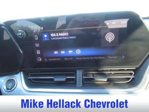 Used 2025 Chevrolet Trax LT w/ Driver Confidence Package image 8