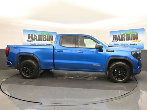 Used 2023 GMC Sierra 1500 Elevation image 7