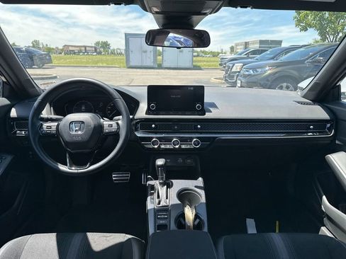 Used 2023 Honda Civic Sport image 18