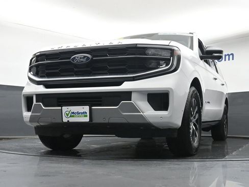 Used 2025 Ford Expedition Max Platinum AWD/4WD image 7