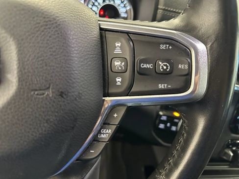 Used 2022 RAM 1500 Laramie AWD/4WD image 29