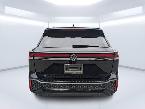 New 2026 Volkswagen Tiguan SE R-Line image 4