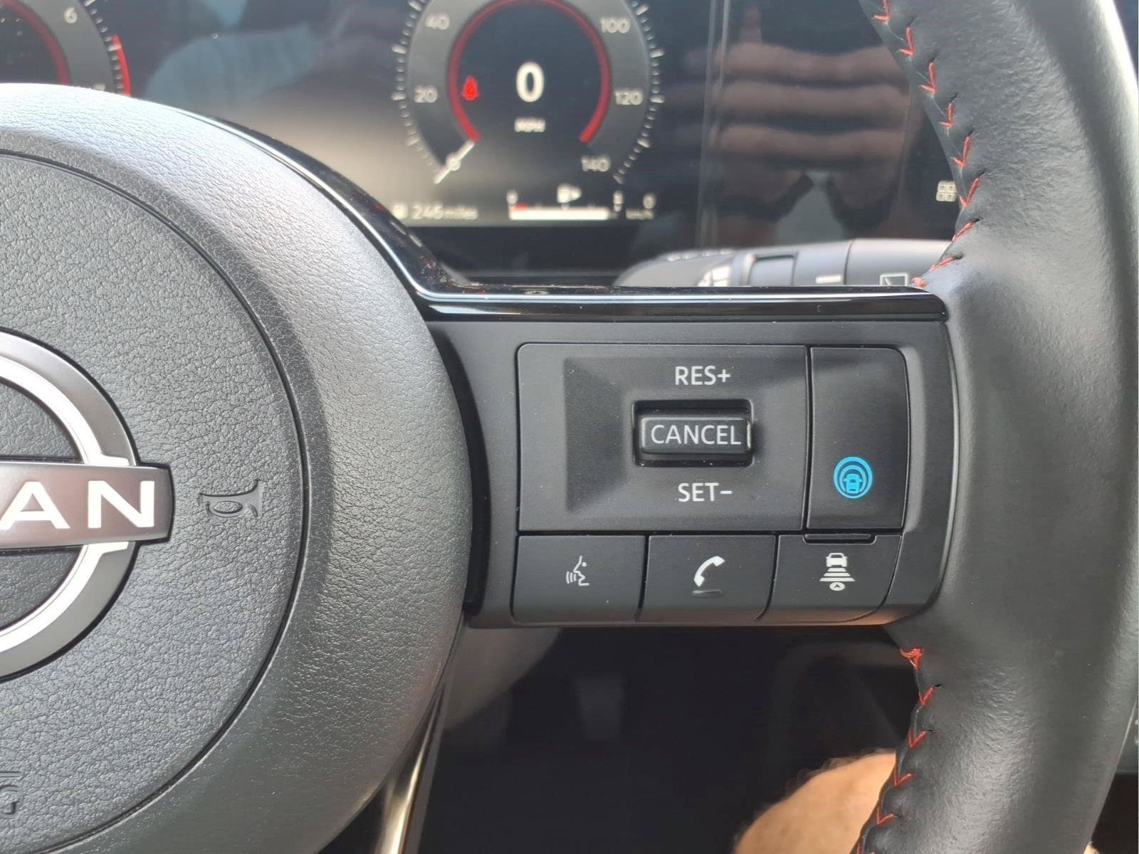 Used 2026 Nissan Kicks SR AWD/4WD image 22