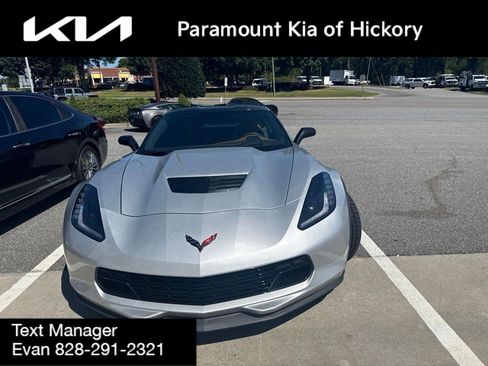 Used 2015 Chevrolet Corvette Z06 w/ 3LZ Preferred Equipment Group RWD image 3