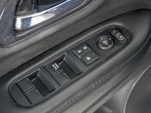 Used 2022 Honda HR-V LX image 17