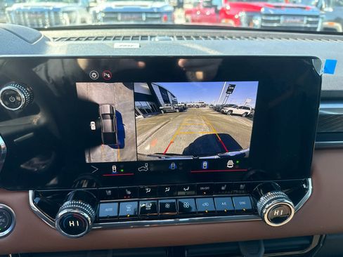 New 2026 GMC Canyon AT4 w/ Technology Plus Package image 18