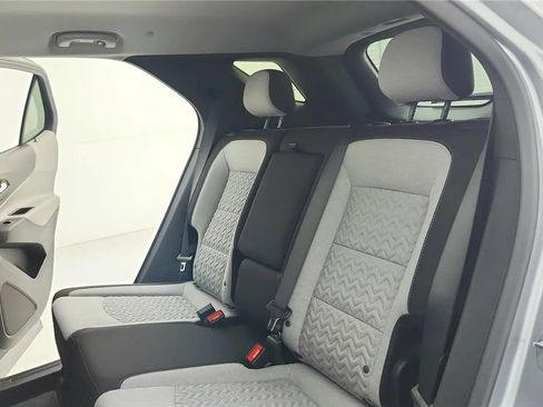 Used 2023 Chevrolet Equinox LS w/ LS Convenience Package FWD image 43
