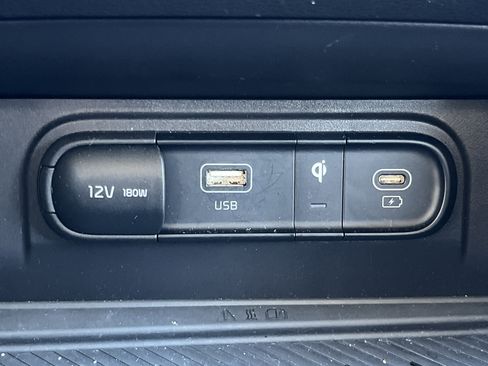 Certified 2023 Kia Sportage EX image 8