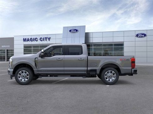 New 2026 Ford F250 Lariat w/ Chrome Package image 3