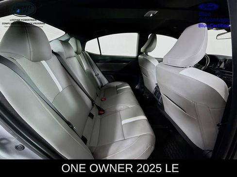 Used 2025 Toyota Camry LE image 24