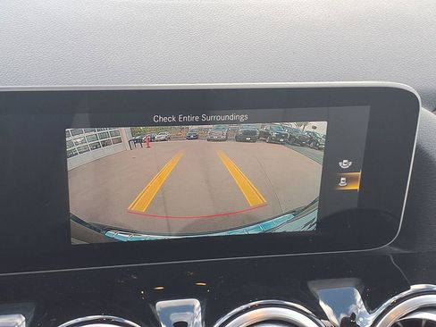 Used 2021 Mercedes-Benz GLA 250 image 4