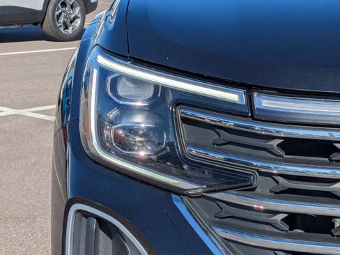 Used 2024 Volkswagen Atlas SE image 9