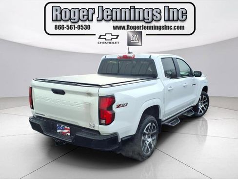 Used 2023 Chevrolet Colorado Z71 w/ Z71 Convenience Package 2 image 4