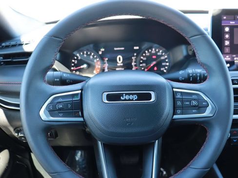 Used 2024 Jeep Compass Trailhawk AWD/4WD image 21