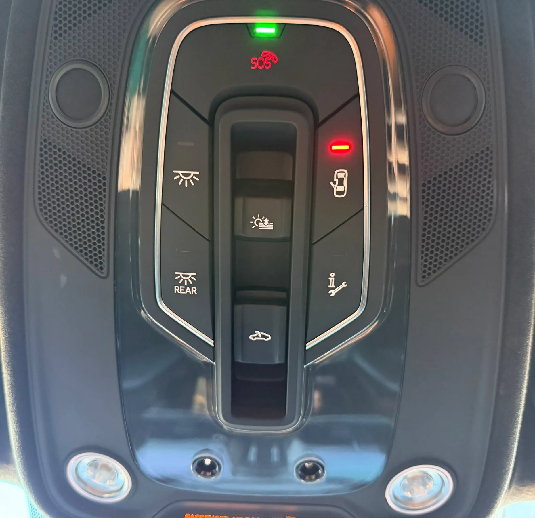 Used 2021 Lamborghini Urus AWD/4WD image 24