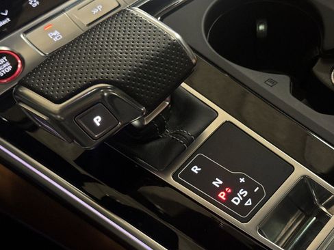 Certified 2024 Audi RS 7 Performance image 21