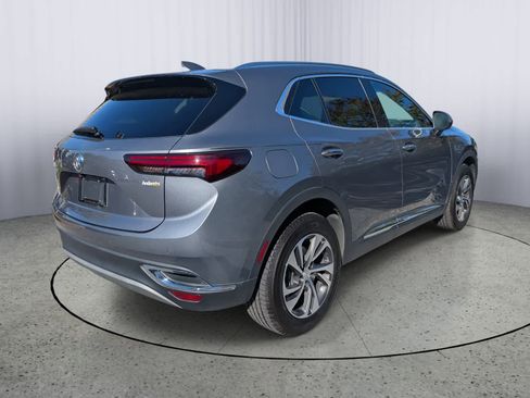 Used 2021 Buick Envision Essence image 3