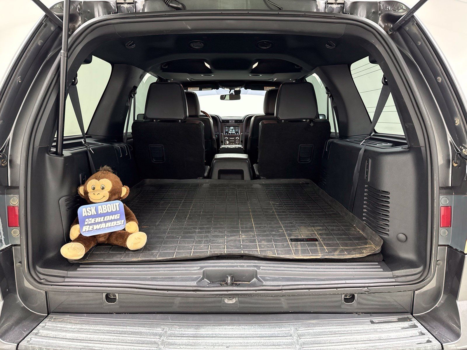 Used 2016 Lincoln Navigator Reserve AWD/4WD image 8