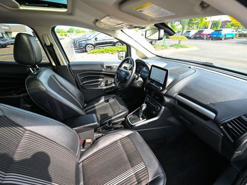 Used 2020 Ford EcoSport SES w/ SES Black Appearance Package AWD/4WD image 24