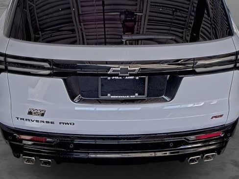 New 2026 Chevrolet Traverse RS image 12