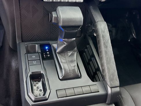 Used 2025 Toyota Tacoma SR RWD image 10