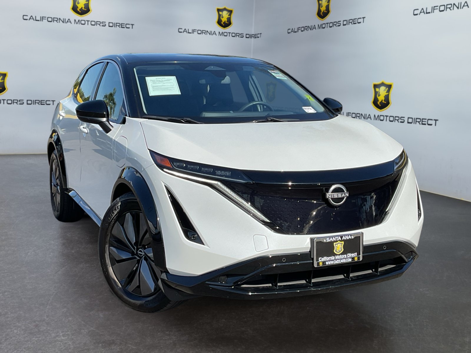 Used 2024 Nissan Ariya FWD image 3