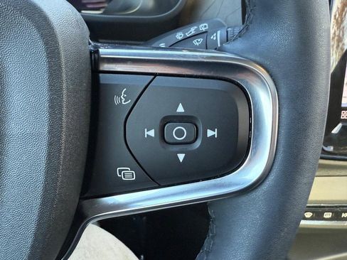 Certified 2023 Volvo XC40 Recharge Plus w/ Protection Package Premier image 19