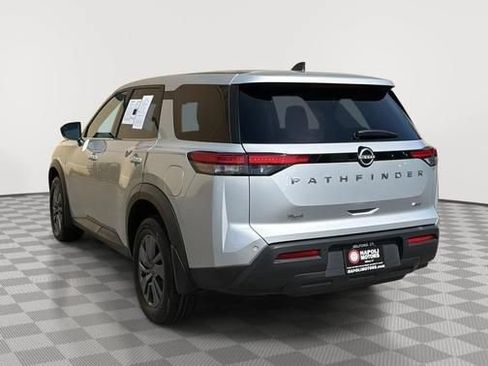 Used 2023 Nissan Pathfinder S AWD/4WD image 7