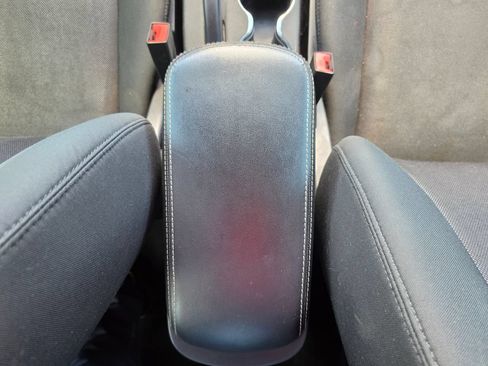 Used 2014 Dodge Avenger SE w/ Rallye Appearance Group FWD image 28